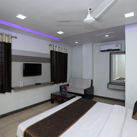 Oyo Hotel Vaishnavi Heritage Inn Agra  Exteriör bild