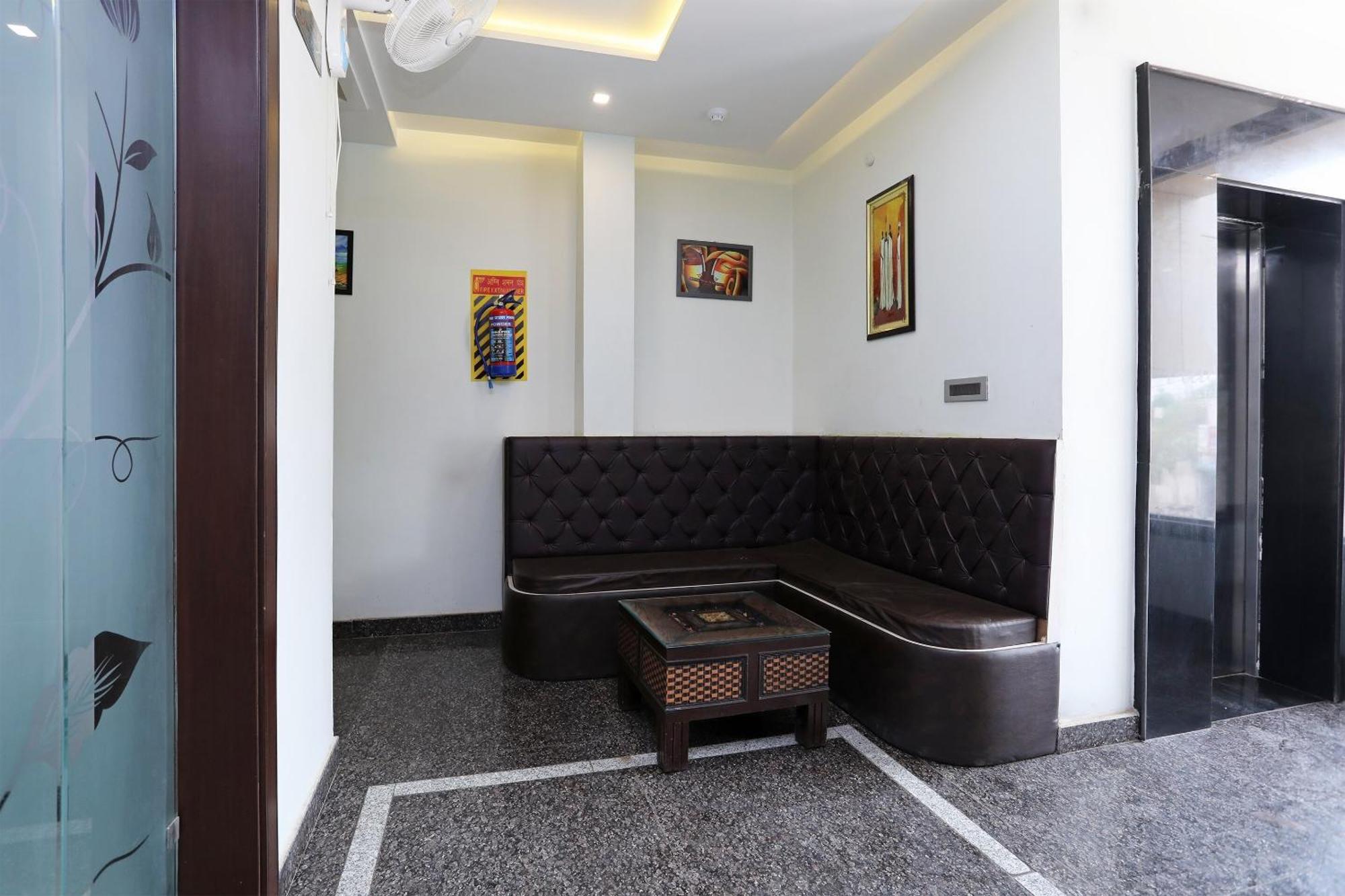 Oyo Hotel Vaishnavi Heritage Inn Agra  Exteriör bild